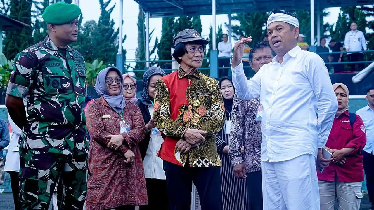 Barak Militer Dedi Mulyadi