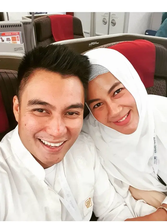 6 Momen Baim Wong dan Paula Verhoeven Lakukan Umrah Bersama, Sempat Diteriaki Fans