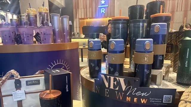 Koleksi Harry Potter x Starbucks® hingga Keychain. [Anisha/Fimela]