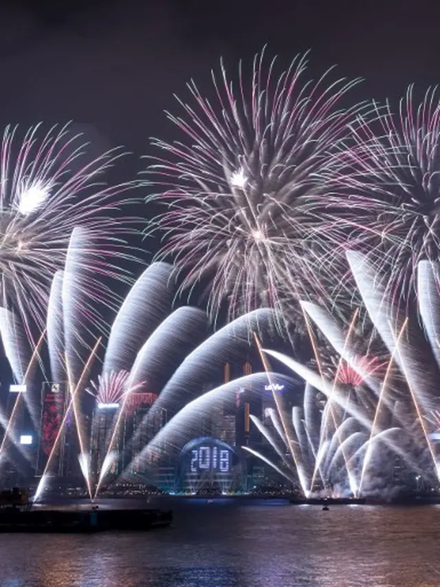 [Bintang]  Kembang Api