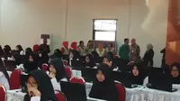 Peserta ujian CPNS 2018 di SMK Negeri 2 Kota Malang, Jawa Timur (Liputan6.com/Zainul Arifin)