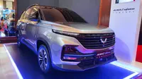 Wuling Motors membawa Almaz Hybrid Concept ke gelaran Indonesia Electric Motor Show (IEMS) 2022. (Liputan6.com/Arief Azhari)
