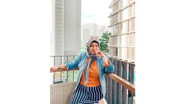 Ingat Pemeran Yulia 'Putih Abu-Abu'? Ini 6 Potret Terbarunya Tampil Berhijab