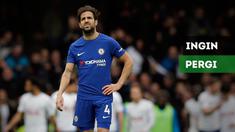 Minimnya waktu bermain bersama Chelsea membuat Cesc Fabregas berniat meninggalkan Stamford Bridge.