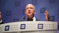 Jeff Bezos (Kevin Wolf/AP Images for Human Rights Campaign)
