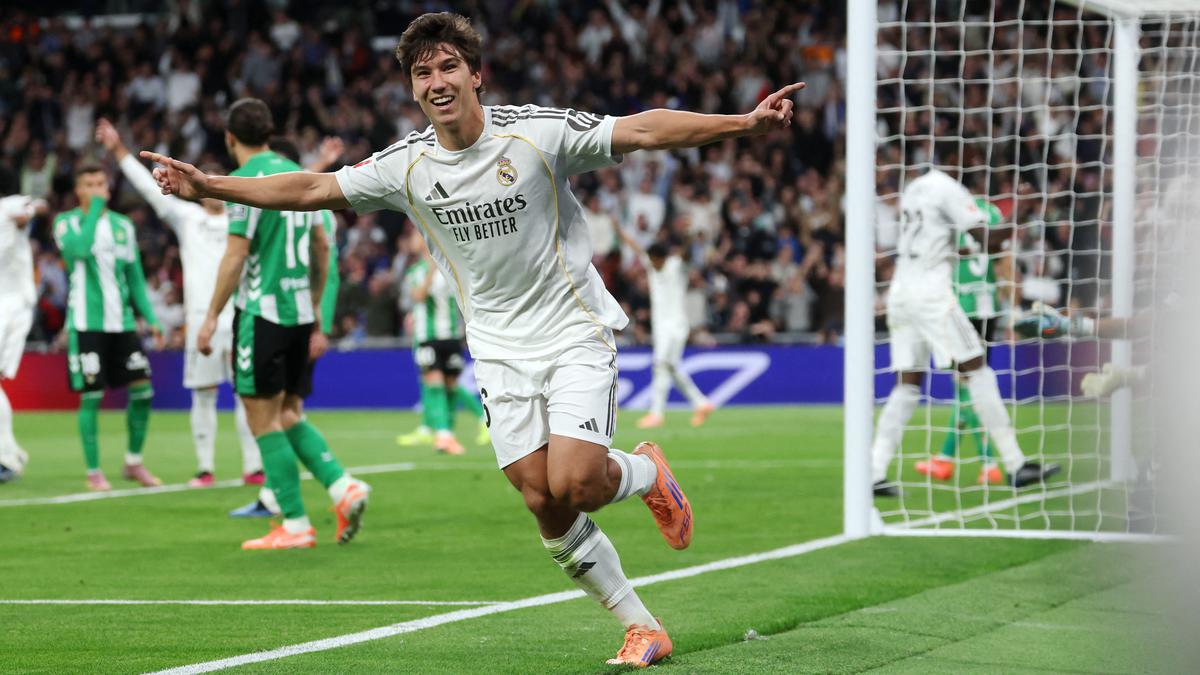 Real Madrid Siapkan Dana Besar untuk Rekrut Gelandang Liga Inggris Pesanan Khusus Xabi Alonso