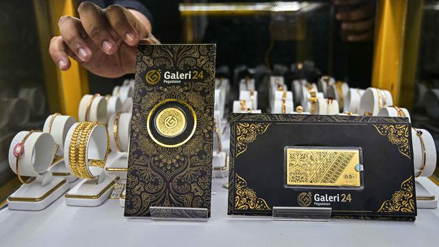 Harga Emas Dunia Tergelincir Usai Pengumuman Data Inflasi AS