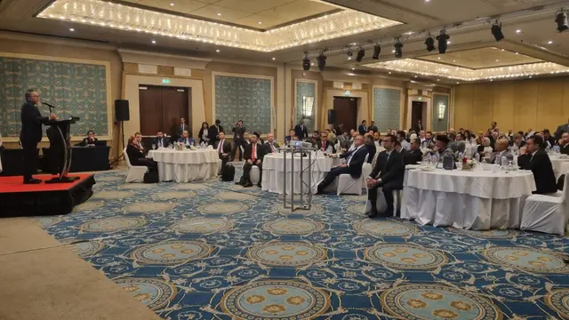 Menteri Perdagangan (Mendag) RI, Zulkifli Hasan menghadiri acara Forum Bisnis Indonesia-Mesir yang berlangsung di Kairo, Mesir, Minggu, (14/5/2023).