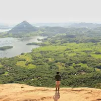 Gunung Lembu, Purwakarta, Jawa Barat. (widiansyahn/Instagram)