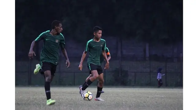 Wonderkid Persebaya, Ini 5 Gaya Marselino Ferdinan saat Berlatih di Timnas Indonesia