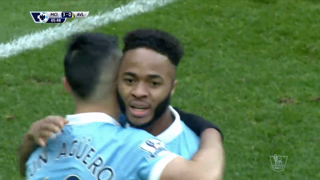 Gol Raheem Sterling Menambah Angka 4-0 untuk Manchester City