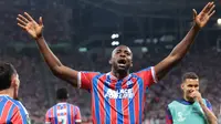 Kemenangan Crystal Palace atas Rayo Vallecano dalam final Conference League 2025/2026 tak lepas dari peran Jean-Philippe Mateta. (AFP/Ronny Hartmann)