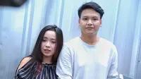 Ilham Smash dan Istri (Adrian Putra/bintang.com)