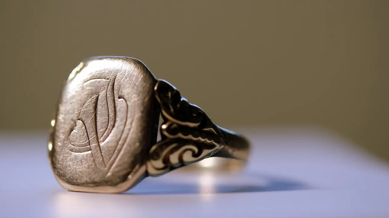 Cincin Signet