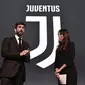 Presiden Juventus Andrea Agnelli (kiri) dalam peluncuran logo baru Juventus. (dok. Juventus.com)