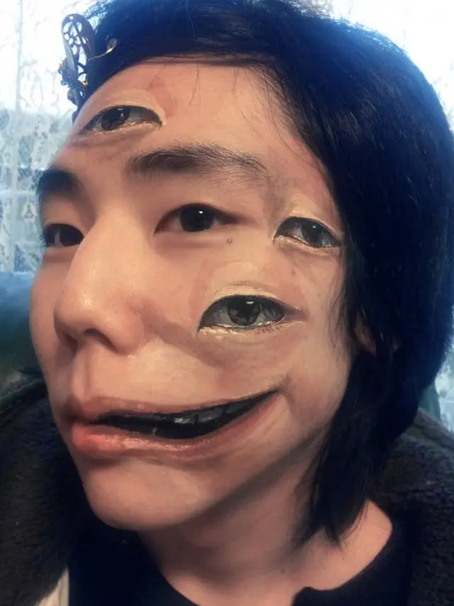7 Makeup 3D Menyeramkan, Seperti Nyata