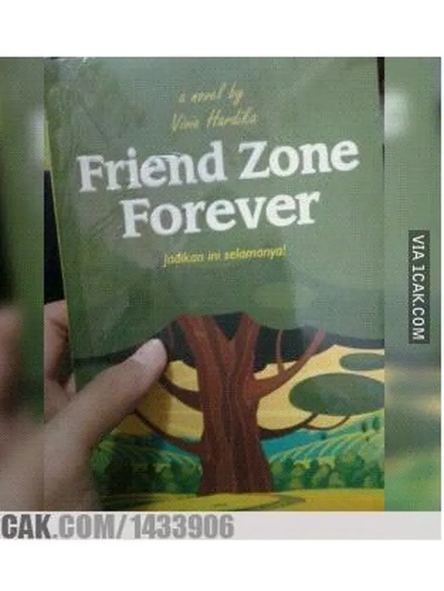 6 Judul Buku Ini Nyelenehnya Bikin Pembaca Mikir Keras