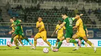 Persebaya Ditahan Imbang Semen Padang, Uston Nawawi Enggan Komentari Kepemimpinan Wasit yang Berikan Kartu Merah untuk Paul Munster