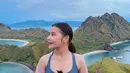 Selesai libur Lebaran, Prilly Latuconsina kini sedang liburan menikmati Labuan Bajo [@prillylatuconsina96]