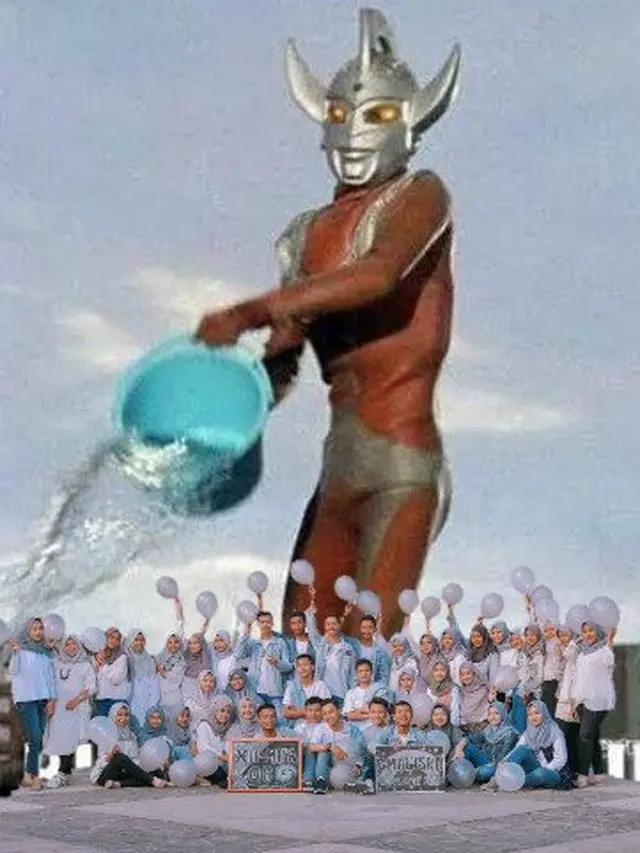 Foto Buku Tahunan Sekolah di Tempat Kece, Hasil Potretnya Malah Bikin Geleng Kepala