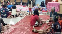 Kondisi Pengungsi Banjir Kebon Pala: Mereka Butuh Obat-obatan dan Makanan