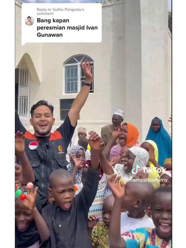 6 Potret Peresmian Masjid Ivan Gunawan di Uganda, Warga Sembelih 2 Ekor Sapi