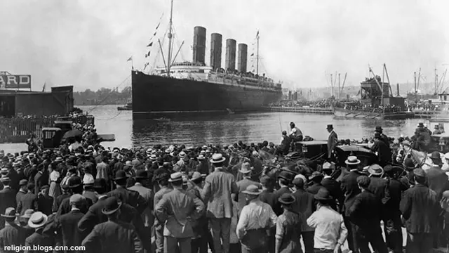titanic-kapalterbesar-131210c.jpg