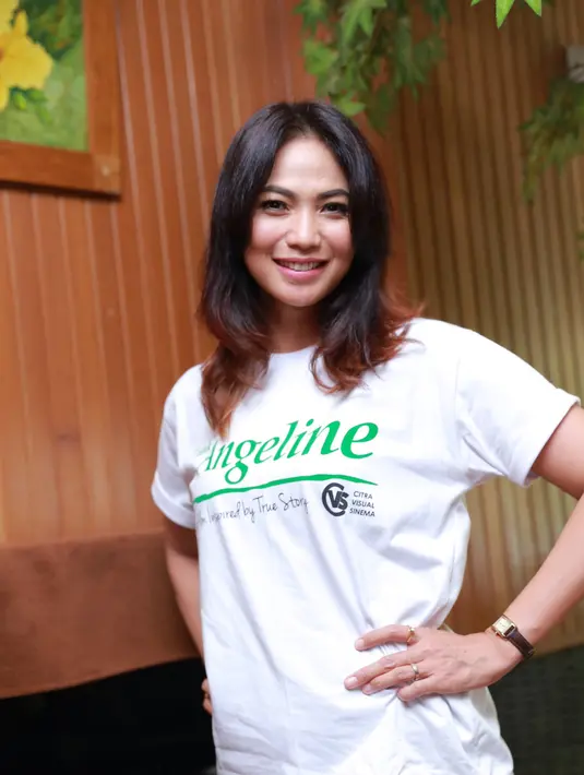 Diakui pula oleh Kinaryosih, ketika ia bertemu dengan Hamidah ia tak mau berkata banyak lantaran takut menangis tanpa henti karena memikirkan kisah tragis Angeline yang dibunuh oleh ibu angkatnya sendiri itu. (Galih W. Satria/Bintang.com)