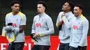 Sejumlah pemain Liverpool saat melakukan latihan jelang laga lanjutan Liga Champions 2024/2025 melawan Girona di AXA training centre, Liverpool, Inggris, Senin (09/12/2024) waktu setempat. (AFP/Peter Powell)