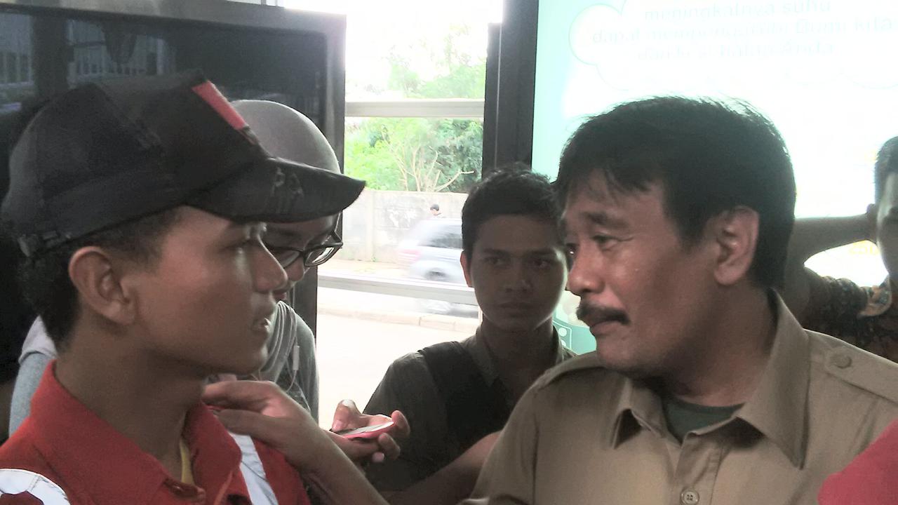 Djarot blusukan di Bus Transjakarta