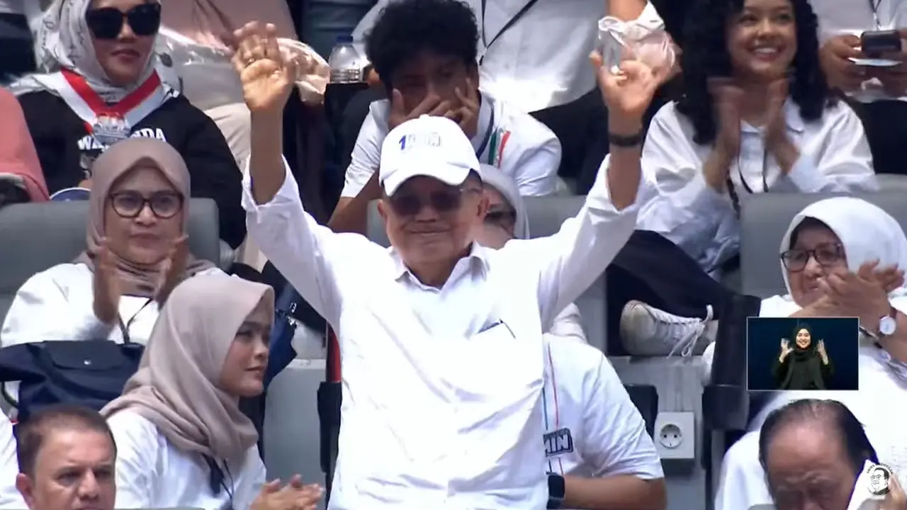 Jusuf Kalla (JK) menghadiri kampanye akbar pasangan calon nomor urut 1, Anies Baswedan-Muhaimin Iskandar (Cak Imin) di JIS, Sabtu (10/2/2024).