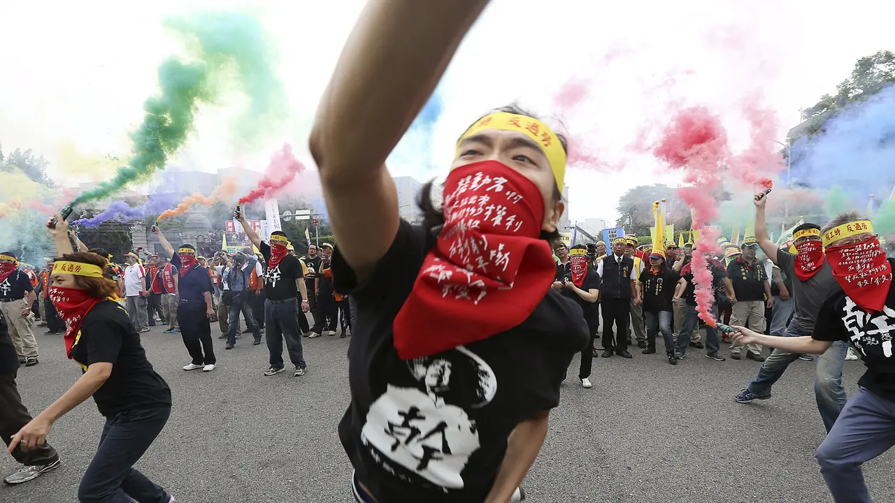 Aksi Demo Warnai Peringatan May Day di Seluruh Dunia