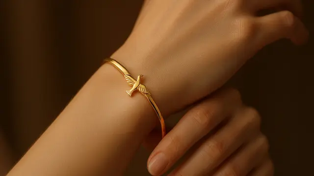 Model Gelang Emas Motif Burung Trendi