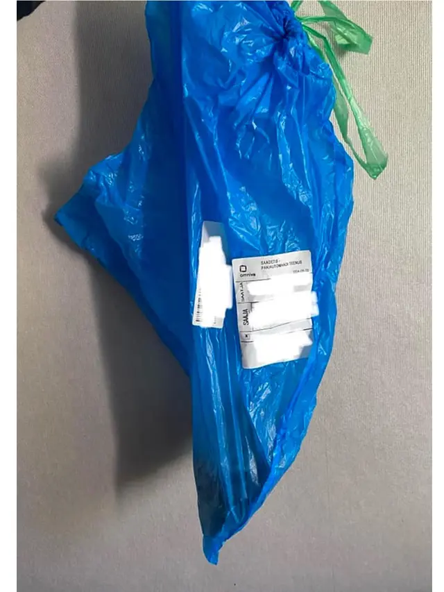6 Potret Orang Enggak Niat Mengemas Pesanan Barang Bekas, Jadi Dikira Sampah