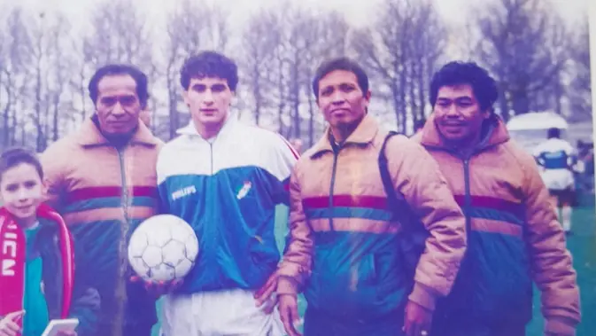 Nostalgia Momen Legendaris: Ketika Duta PSSI Berburu Foto Idola dengan Jurus Rahasia