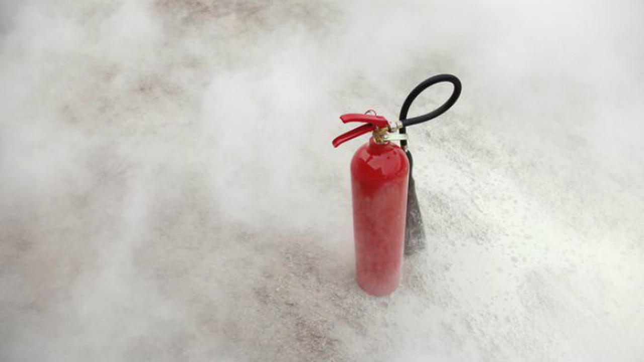 Ilustrasi alat pemadam kebakaran
