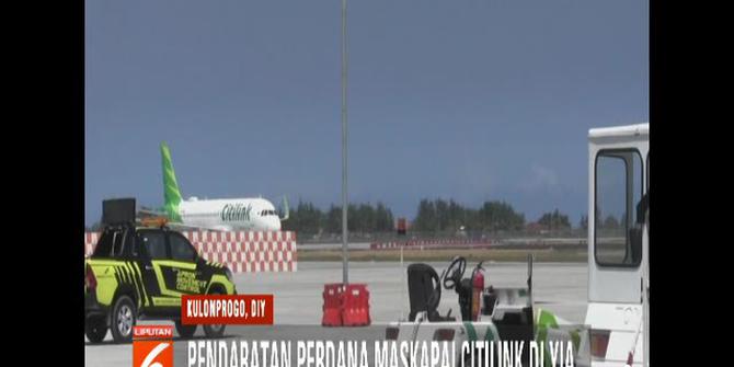 Pendaratan Perdana Citilink di Yogyakarta International Airport Berjalan Mulus