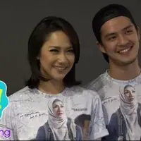 Bunga Citra Lestari dan Morgan Oey di film Jilbab Traveler: Love Sparks in Korea.