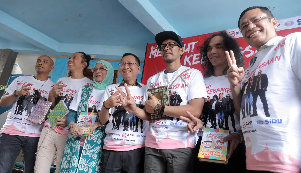 Slank, salah satu grup band Indonesia papan atas yang selalu menghadirkan suasana baru dalam bermusik. Seperti yang akan dilakukannya sebentar lagi, yakni menggelar konser di pesantren. (Nurwahyunan/Bintang.com)