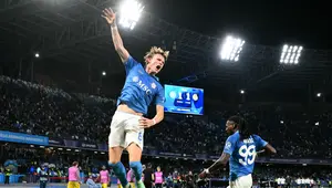 Erik Ten Hag Sesali Keputusan Manchester United Melepas McTominay ke Napoli