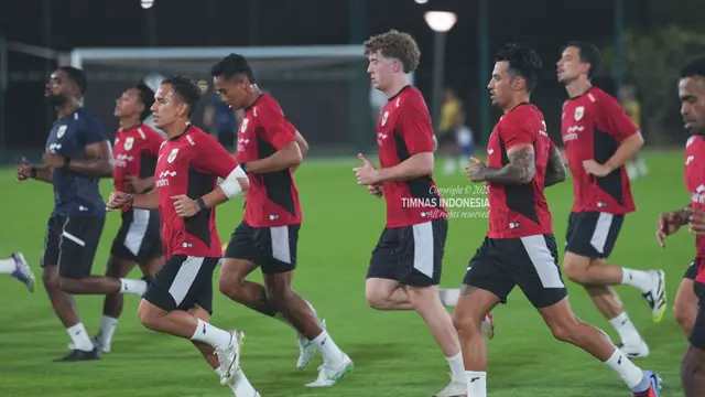 Foto: Suasana Latihan Perdana Timnas Indonesia di Arab Saudi, Langsung Panaskan Mesin untuk Kualifikasi Piala Dunia 2026