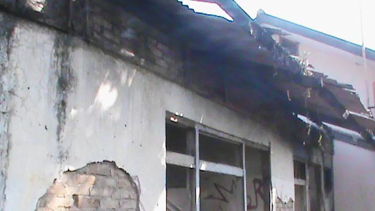 Rumah Dinas SDN Margaluyu 03 Jadi Rumah Hantu