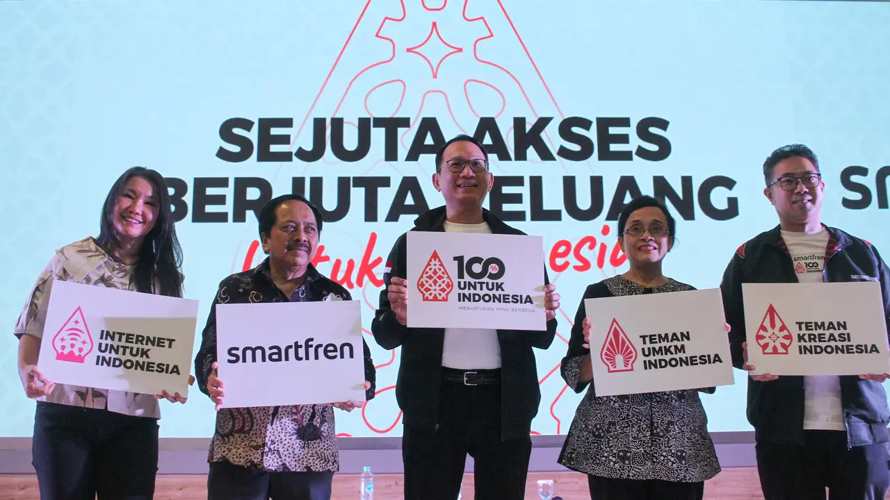 Bangkitkan Generasi Digital, Smartfren Prakarsai Gerakan Sejuta Akses Internet
