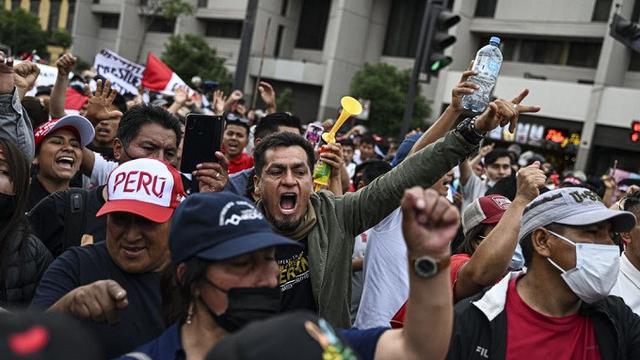 Kerusuhan di Peru