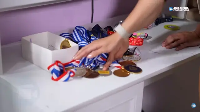 Kamar Tidur Mewah Mikhayla