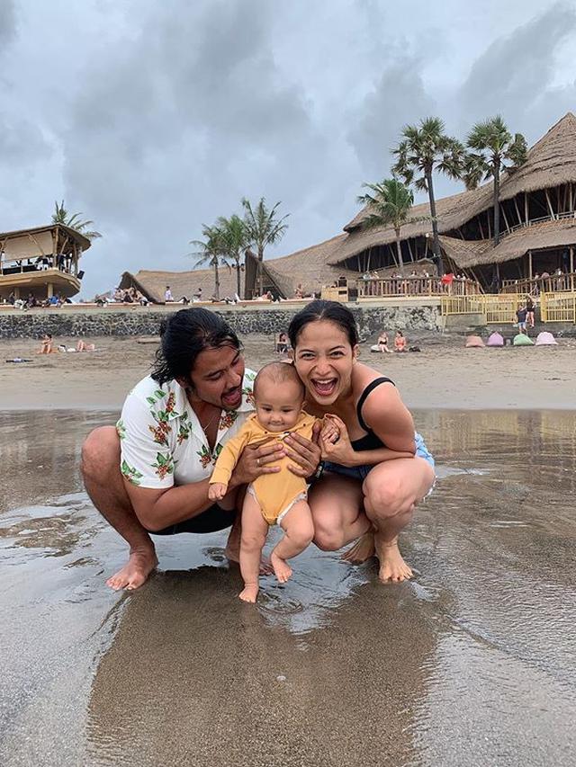 [Fimela] Putri Marino dan Chicco Jerikho