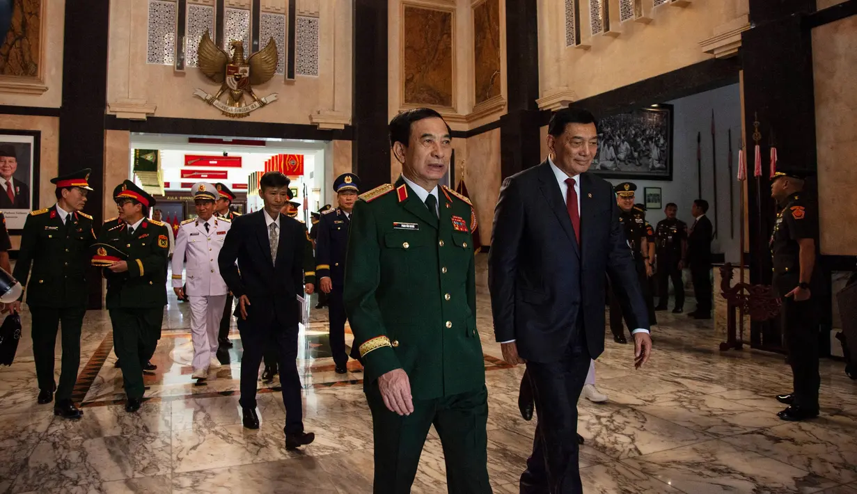 Kepala Biro Informasi Pertahanan (Karo Infohan) Kemhan RI, Brigjen TNI Frega Wenas mengatakan kedua negara (Indonesia dan Vietnam) berkomitmen untuk mempererat kerja sama pertahanan dan mendukung peran masing-masing dalam menjaga stabilitas di kawasan. (Aditya Irawan/AFP)