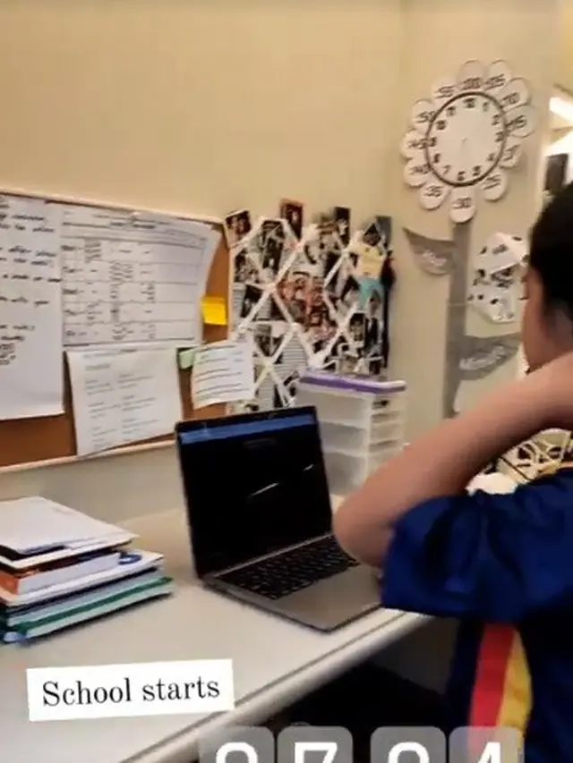 Dian Sastrowardoyo mendampingi kedua anaknya kembali sekolah usai libur lebaran. (Foto: Instagram Stories @therealdisastr)