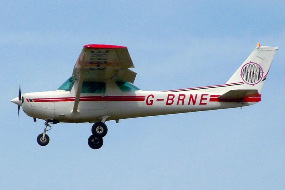 Pesawat Cessna 152. (Wikipedia)
