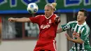 5. Andriy Voronin -  Voronin didatangkan Liverpool dari Bayer Leverkusen pada tahun 2007. Pemain asal Ukraina ini tampil menjanjikan di awal debutnya, namun cedera yang dialami Voronin pada 2008 membuatnya tidak terpakai oleh Liverpool. (AP Photo/Hans Punz)